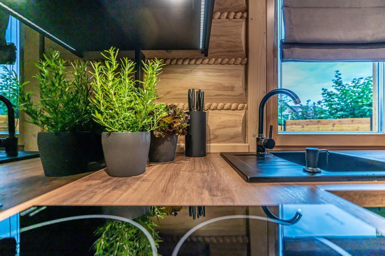 W Lipowskiej Chacie - Jacuzzi I Sauna Apartmán *